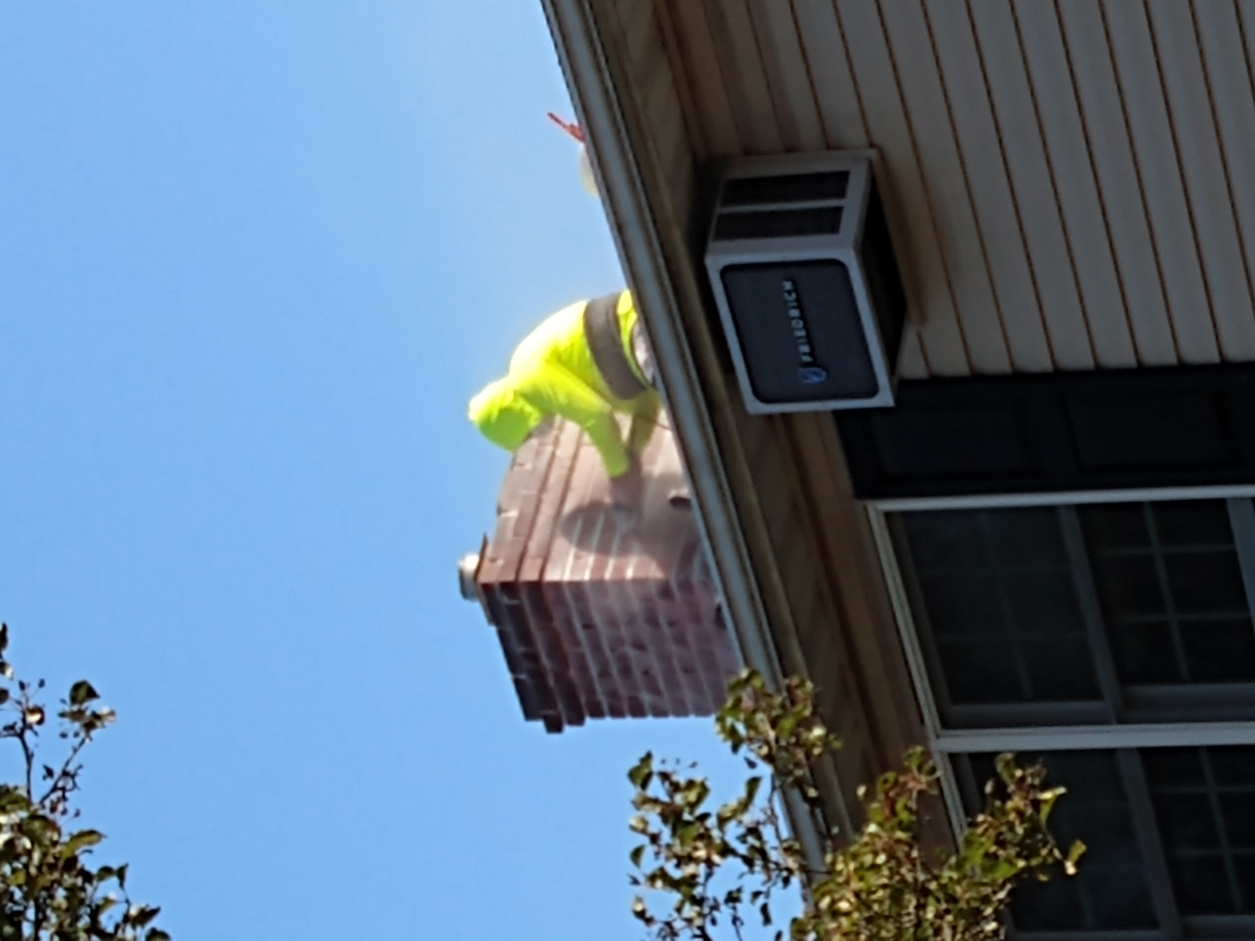 Chimney tuckpointing and mortar repair in Freeport, New York