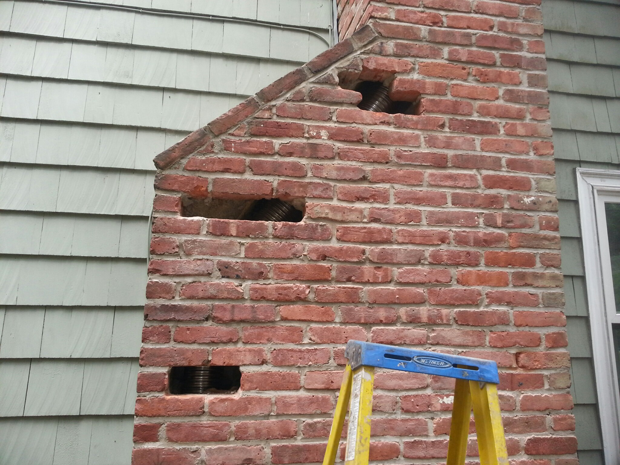 Expert chimney brick and masonry repair in Freeport, New York
